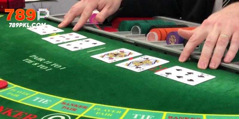 Tìm hiểu chi tiết về công thức đánh bài Baccarat bất bại tại nhà cái 789P